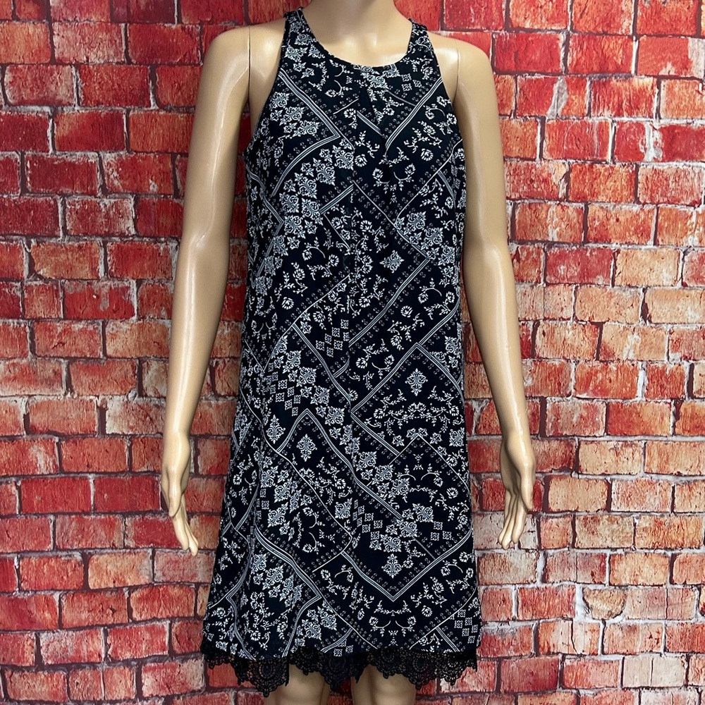 Maurices Lace Hem Floral Shift Dress